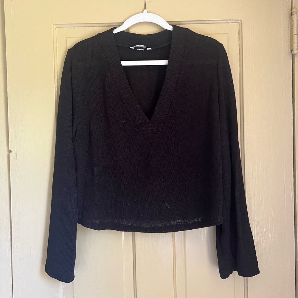 Black H&M sweater